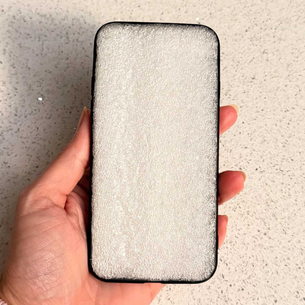 iPhone SE Case - Picture 4 of 4